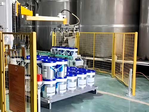 全自动桶装化工产品码垛机1227.jpg